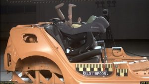 Autosedačka Concord Ultimay i-size při čelním nárazu získala nedostatečně také proti směru jízdy.